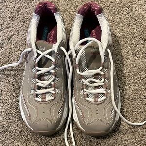 Skecher Tennis Shoes-Size 8